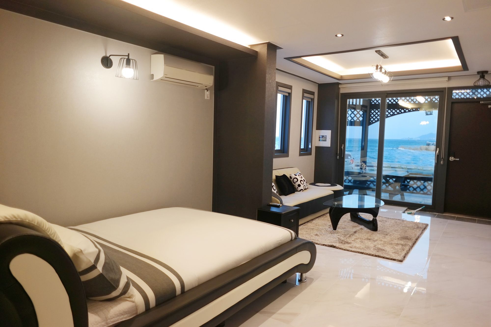 Gangneung White Beach Pension Dış mekan fotoğraf